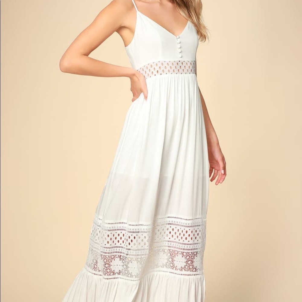 NWT! KAIA WHITE LACE SLEEVELESS MAXI DRESS